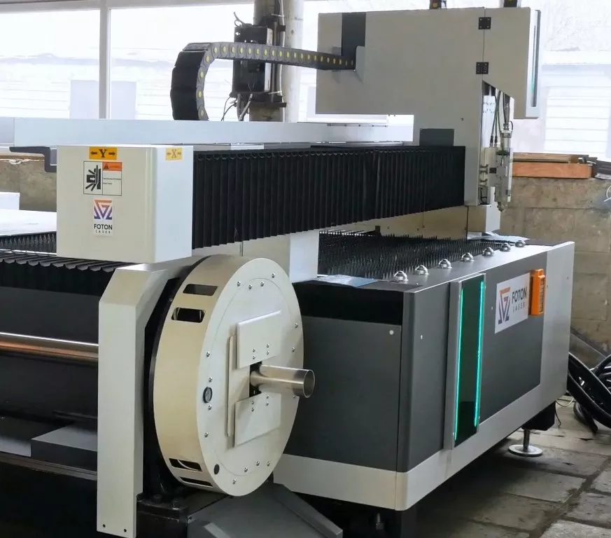 FL-L1530FR-12000-D350-Raycus Лазерный станок для резки листового металла и труб